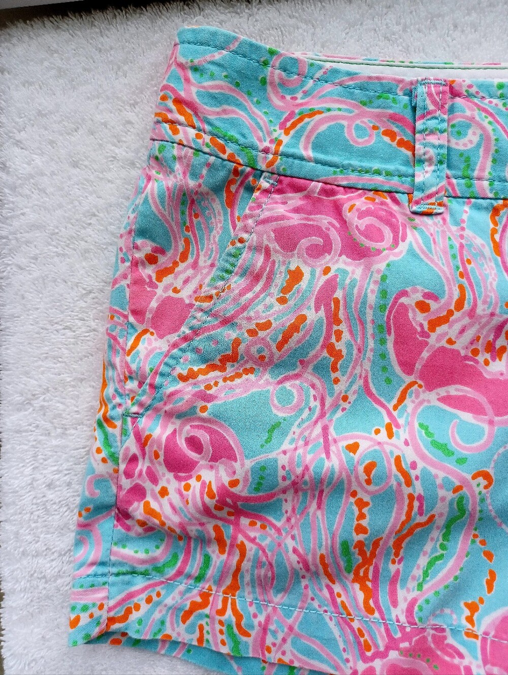 Lilly Pulitzer The Walsh Jelly Fish Print Shorts, Size 8 - Picture 3 of 16